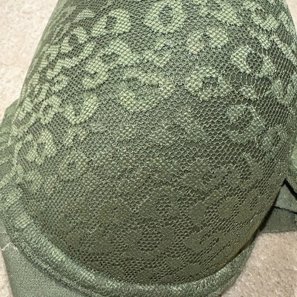 PINK Victoria's Secret Olive Lace Bra - Picture 2 of 4